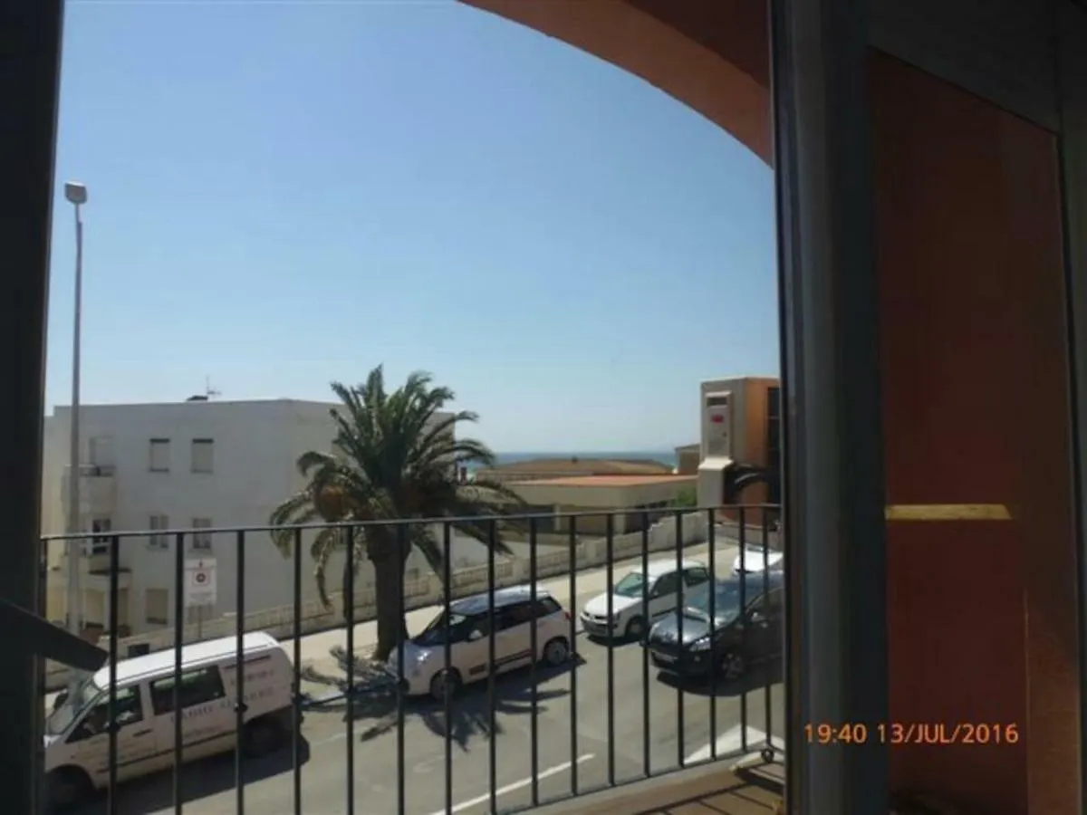 El Apartamento Junto Al Mar location